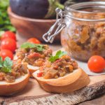 Cum să gătești caviar de vinete pentru iarnă: 3 rețete